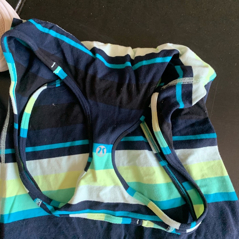 Lululemon tank - Picture 2 of 2